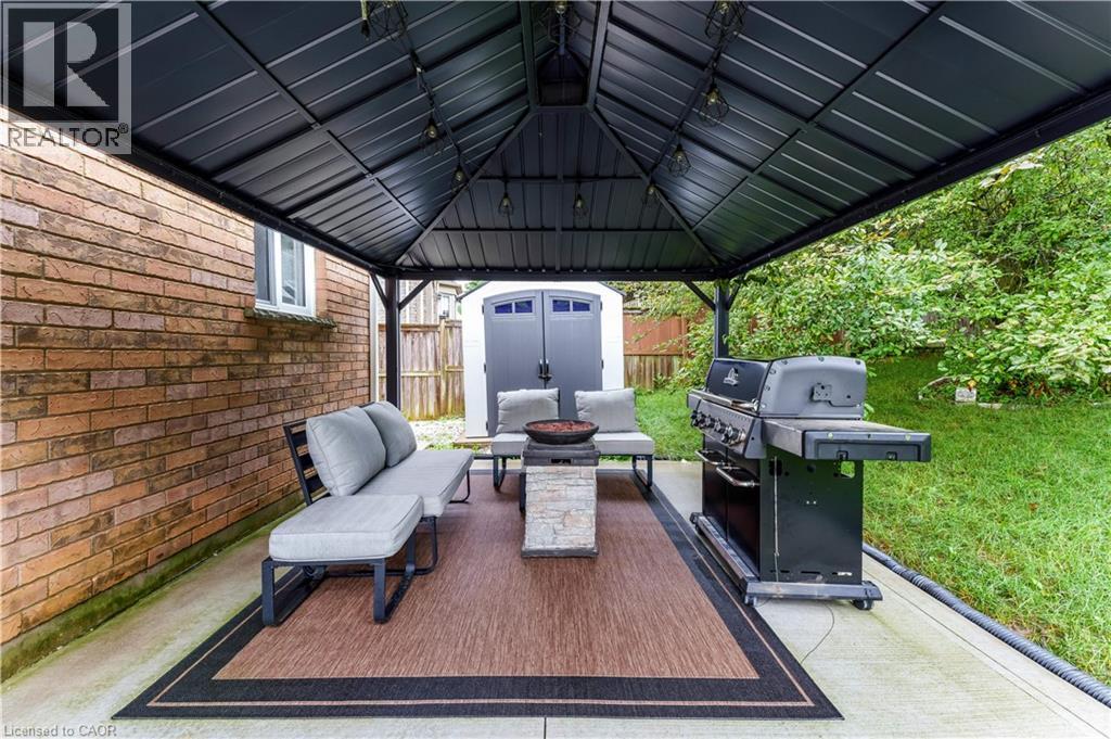519 YORKSHIRE Drive - Image 42