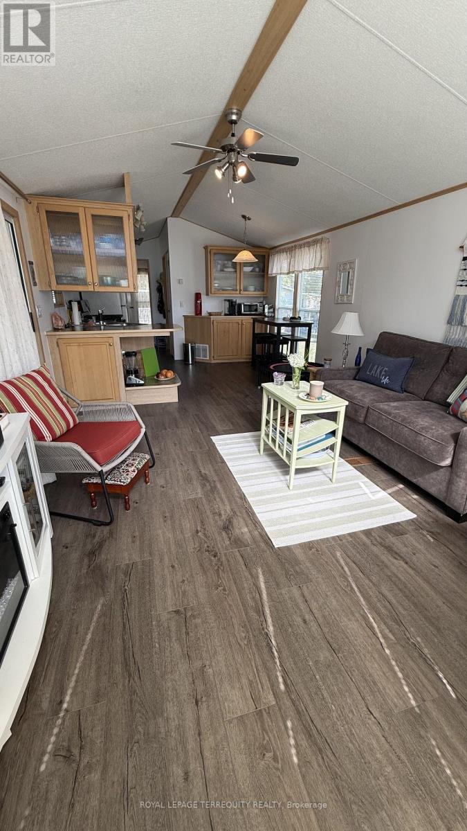 317 ROCKVIEW - Image 18
