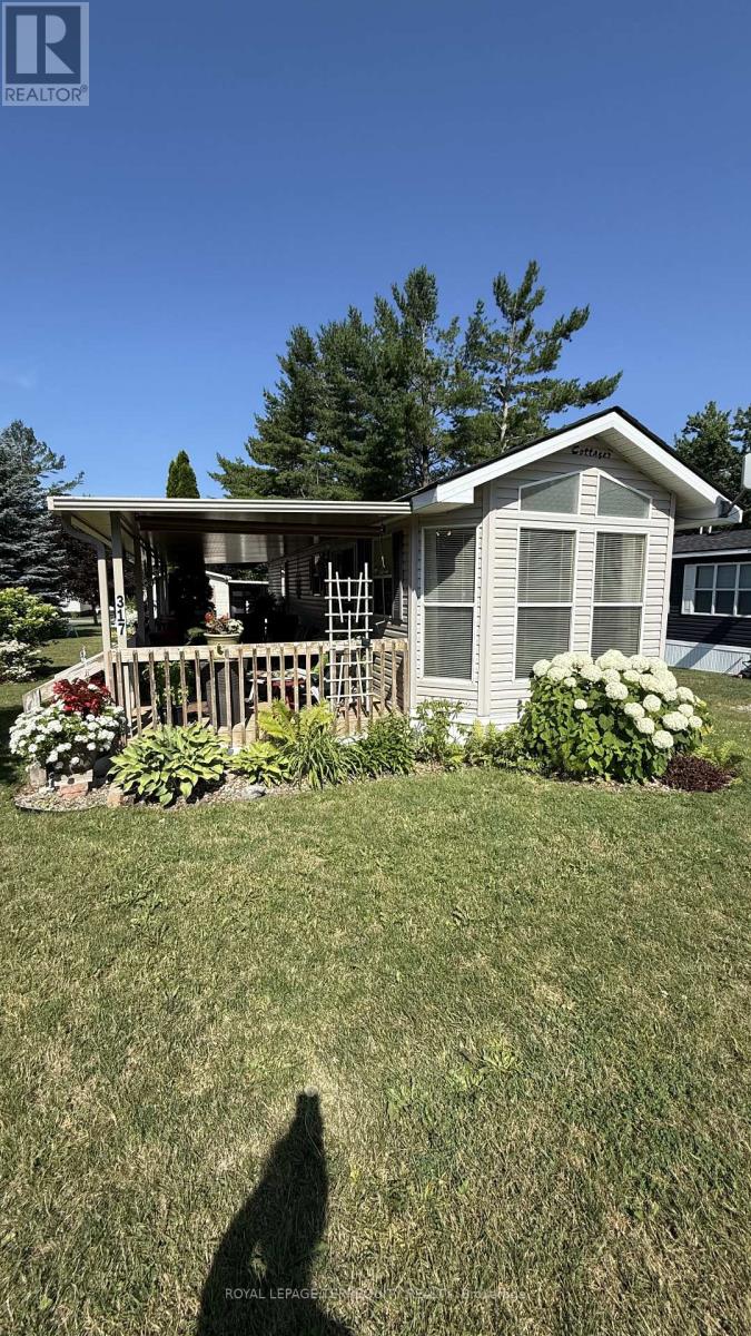 317 ROCKVIEW - 2