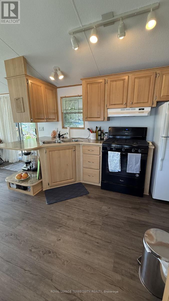 317 ROCKVIEW - Image 20