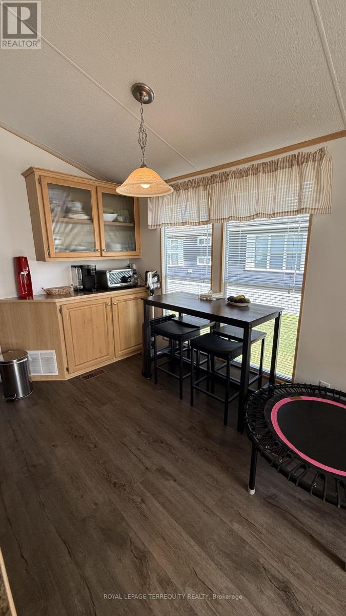 317 ROCKVIEW - Image 22