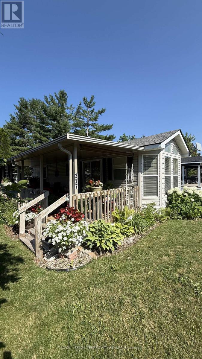 317 ROCKVIEW - Image 3