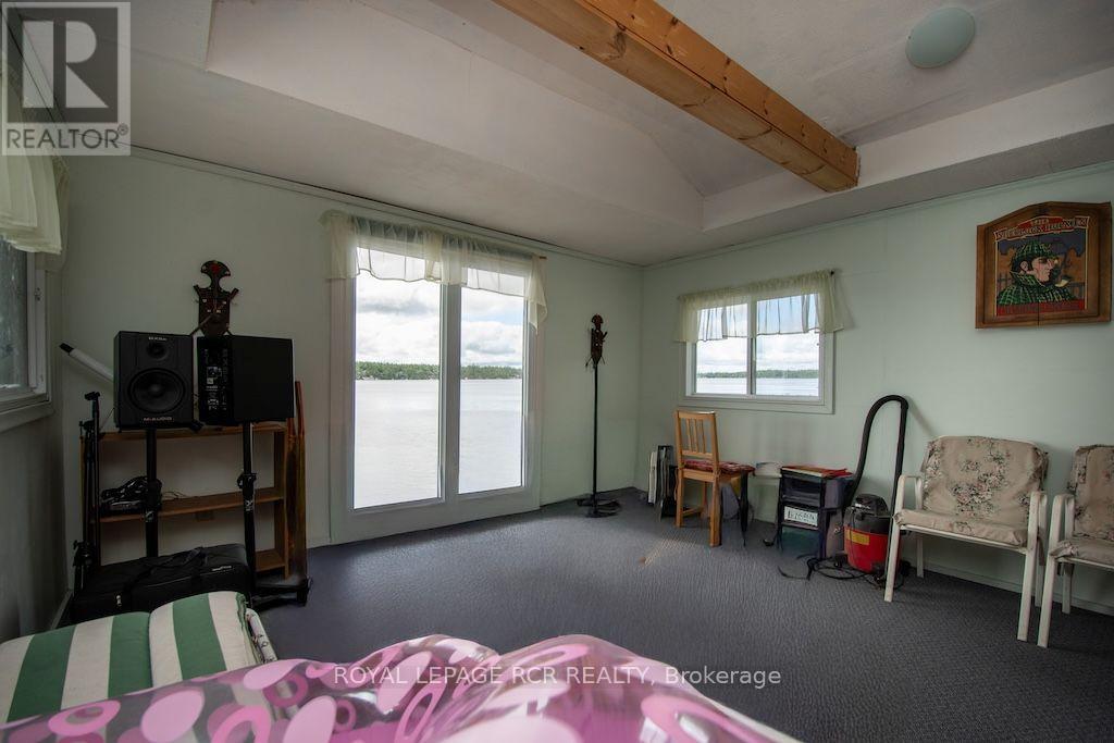 40 GRIFFIN DRIVE - 26