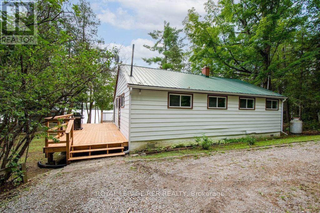 40 GRIFFIN DRIVE - 41