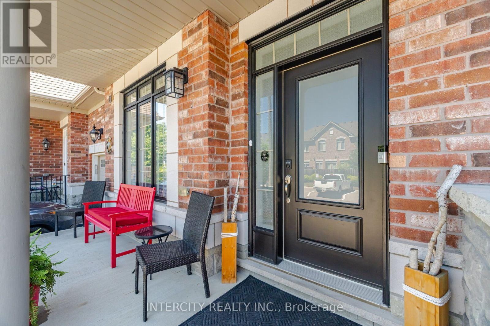 4 PETERSEN PLACE - Image 5