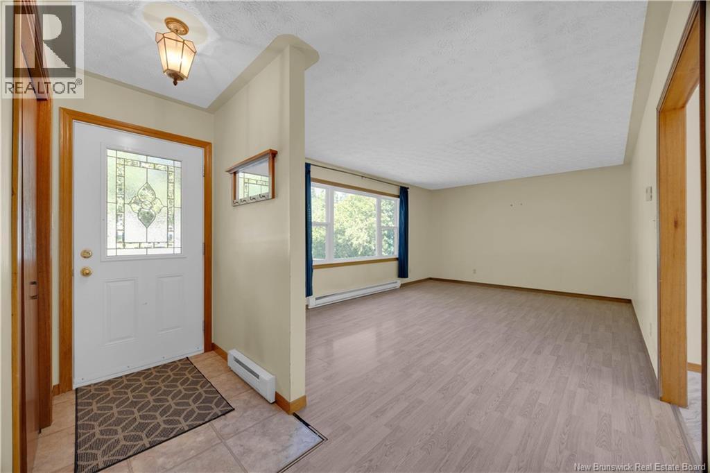 5 Birch Lane, Willow Grove — photo 3