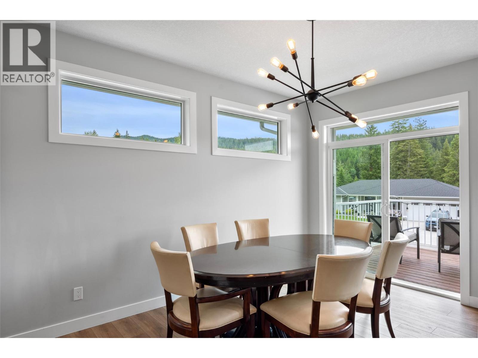 2533 Valley Place - Image 9