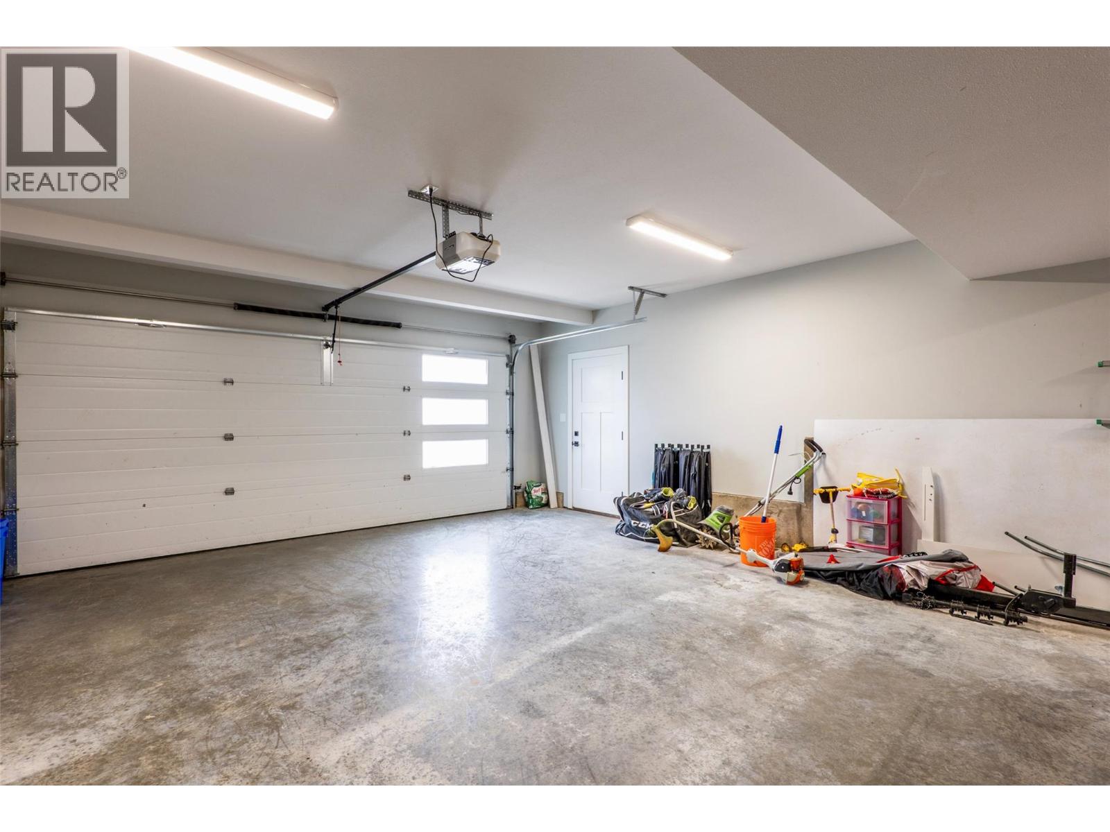 2533 Valley Place - 28