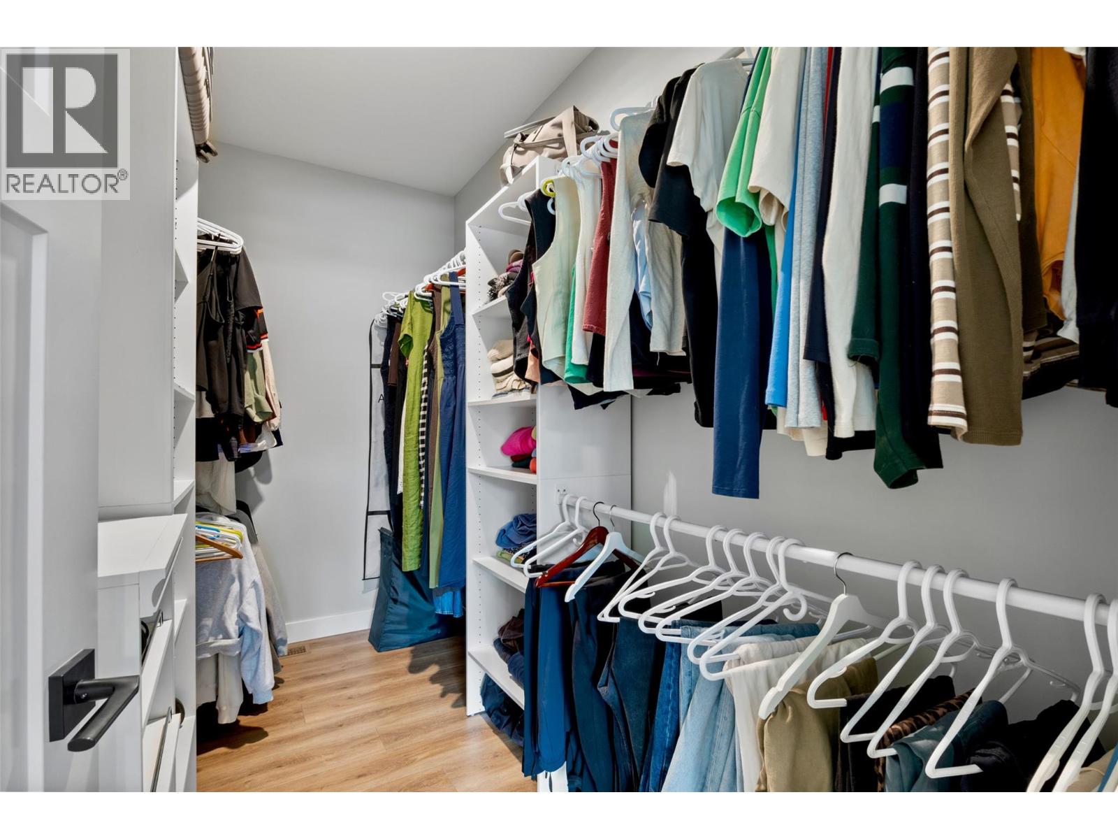 2533 Valley Place - 16