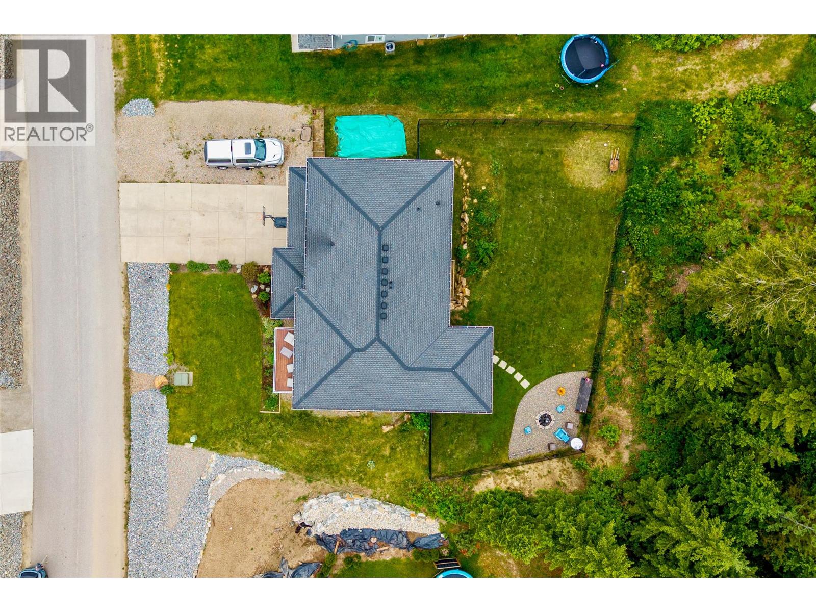 2533 Valley Place - Image 4