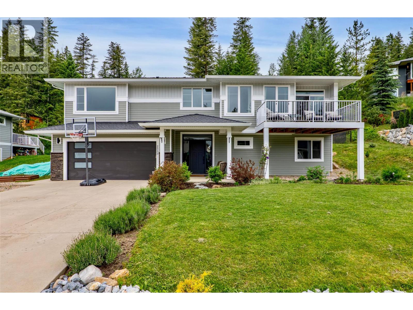 2533 Valley Place - 1