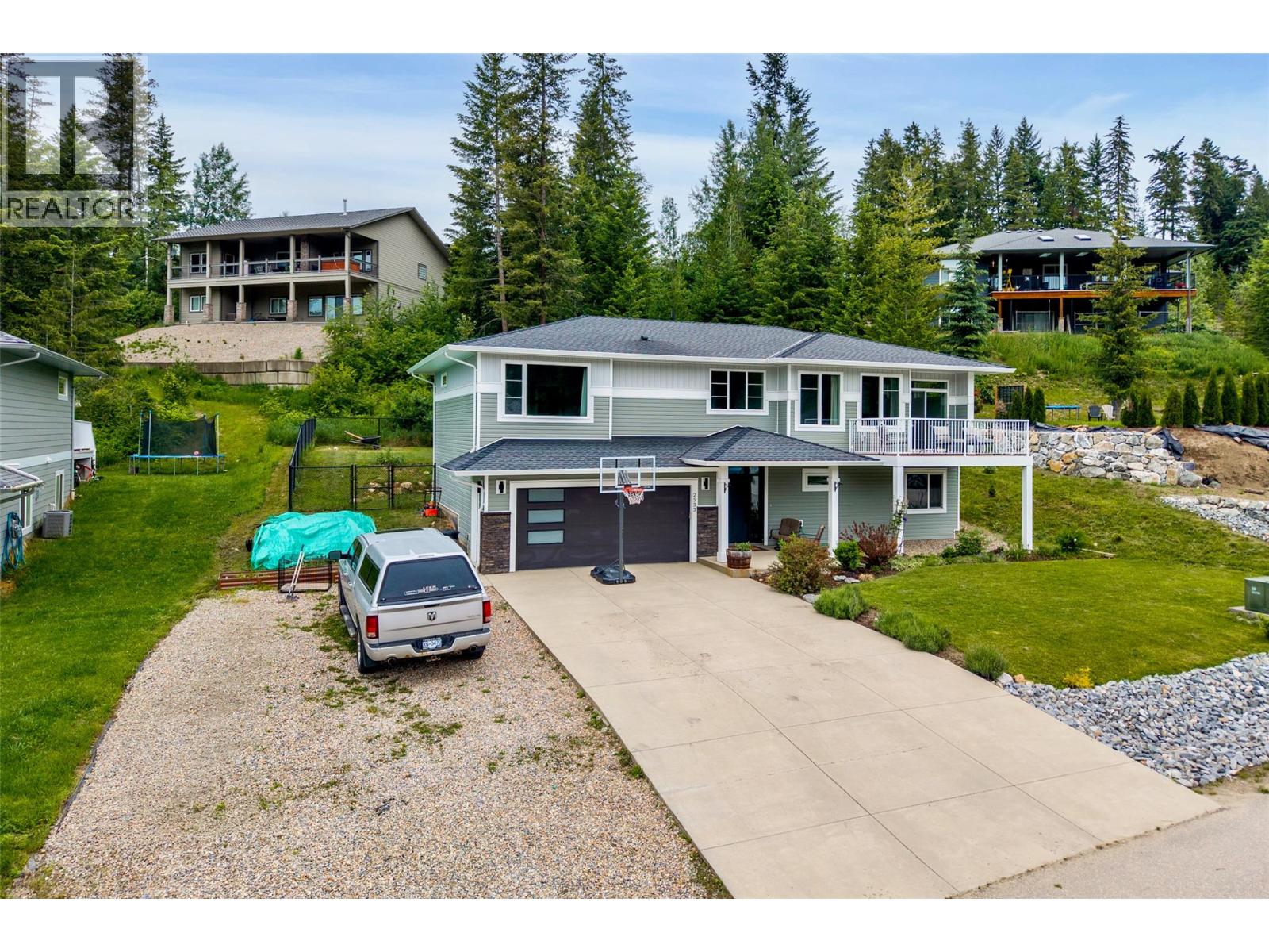 2533 Valley Place - Image 35
