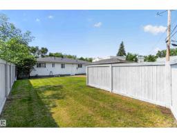 Bedroom 2 - 9611 95 St, Fort Saskatchewan, AB T8L1R9 Photo 6