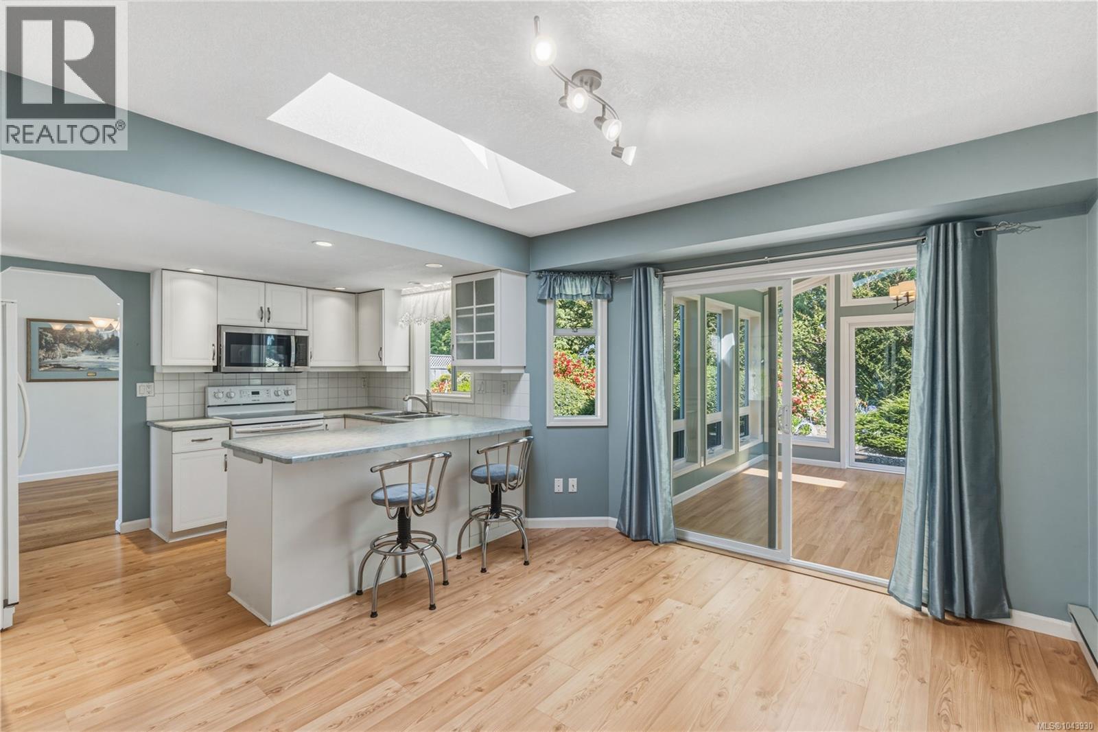 461 Rowan Dr - 25