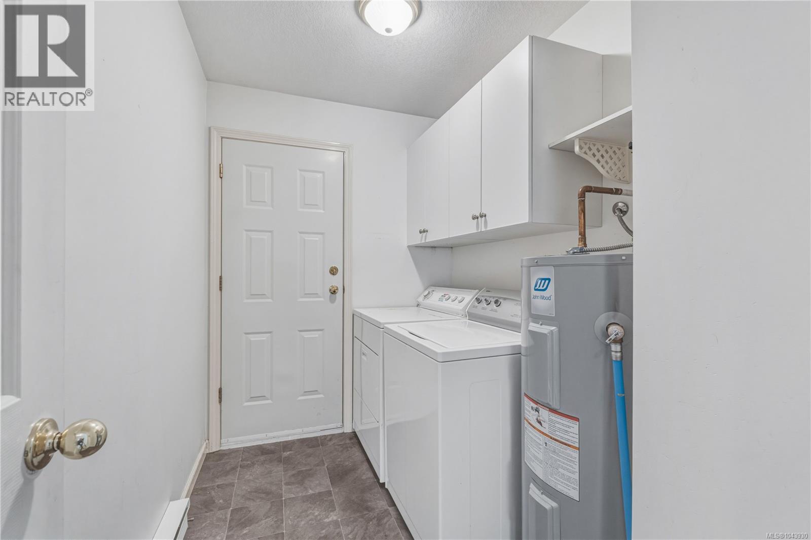 461 Rowan Dr - 27
