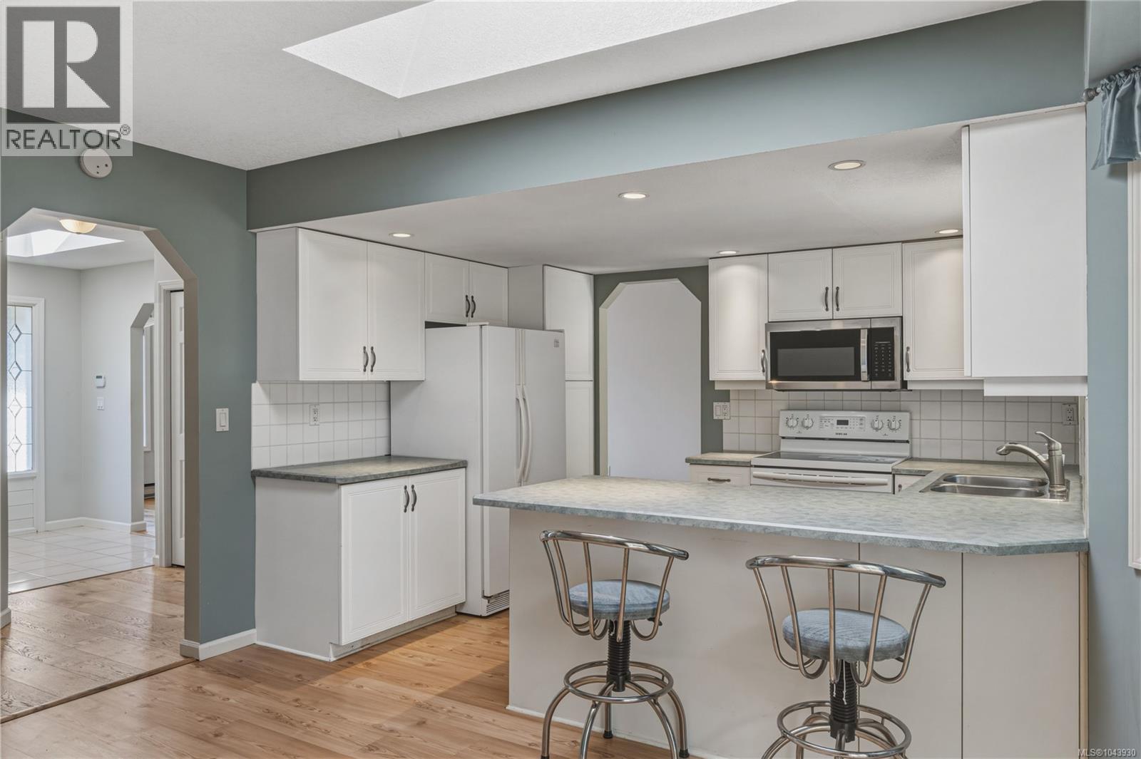 461 Rowan Dr - 8