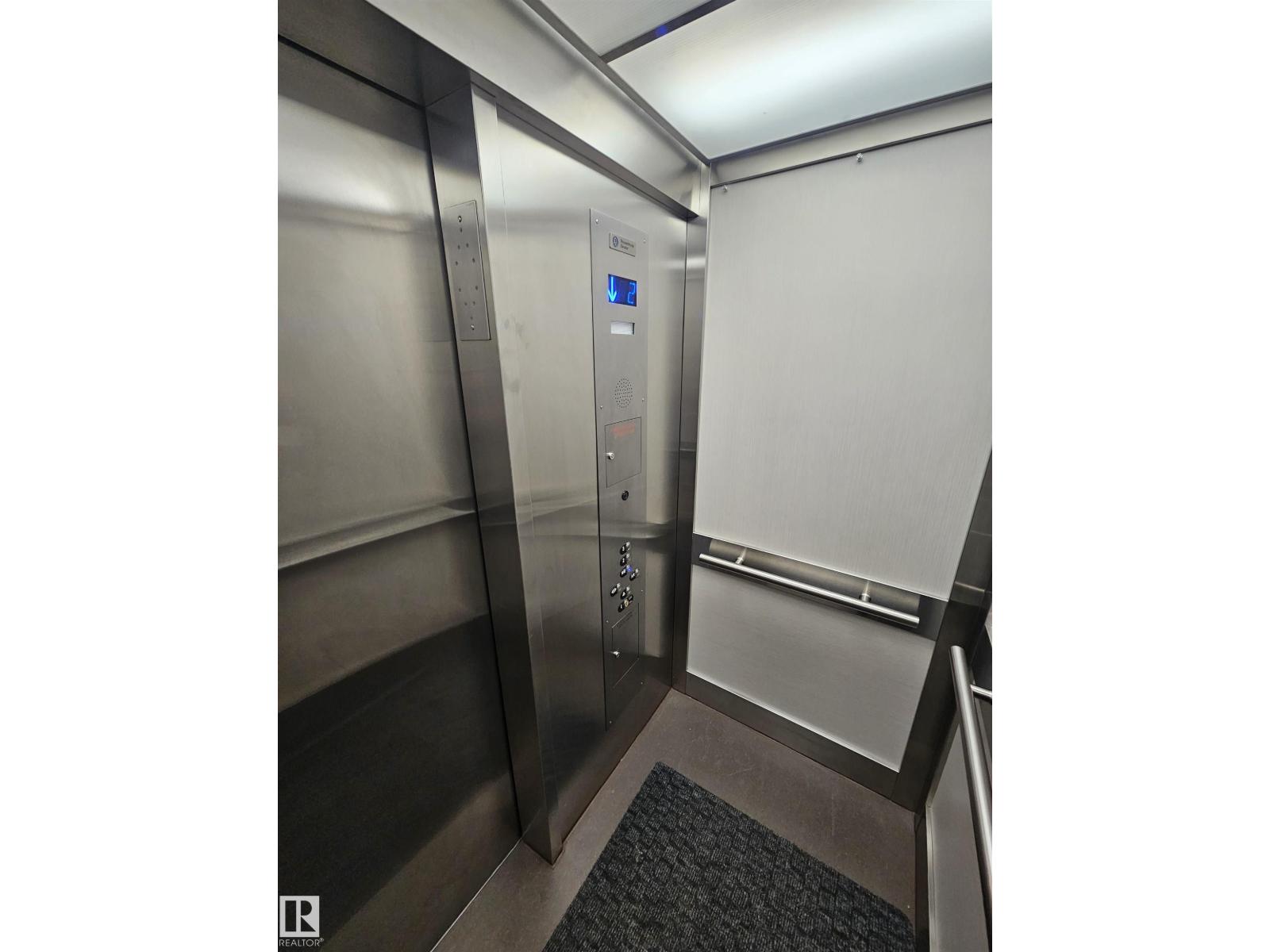 #206 10838 108 street NW - 32