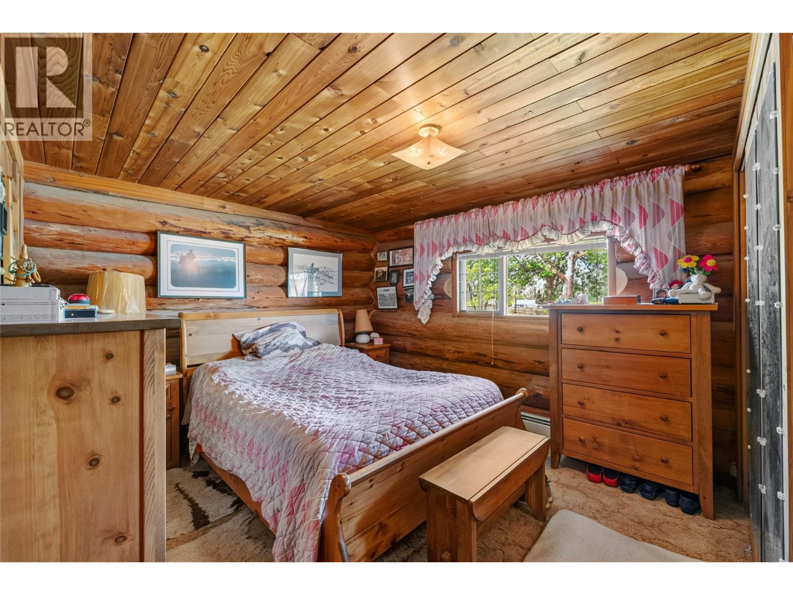 3069 Fox Farm Road - Image 15