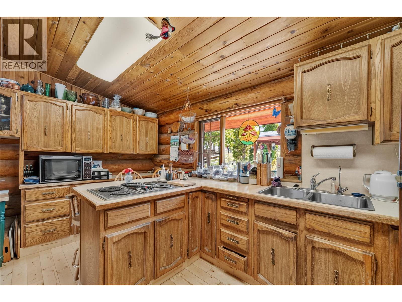 3069 Fox Farm Road - Image 9