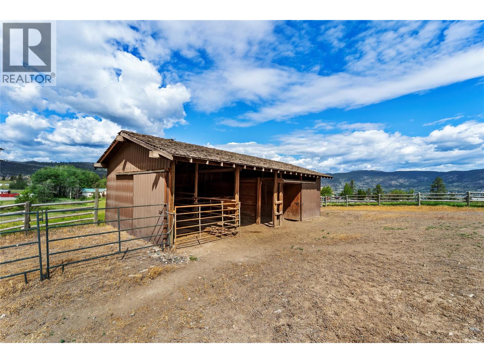 3069 Fox Farm Road - Image 30