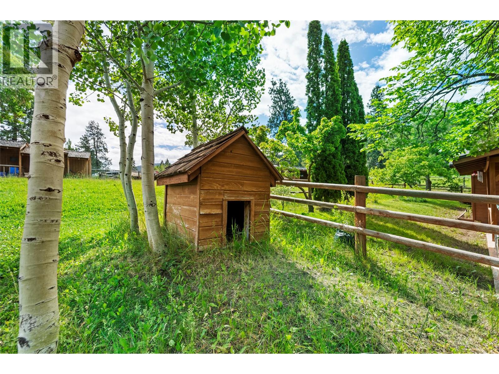 3069 Fox Farm Road - Image 37