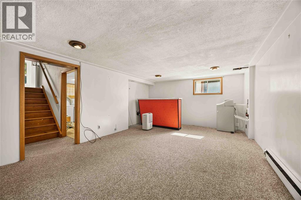 824 CHARLESWORTH DRIVE - 31