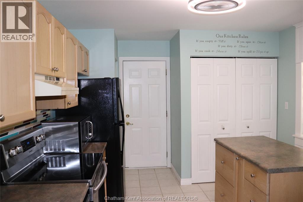 35-A Tiffany STREET - 3