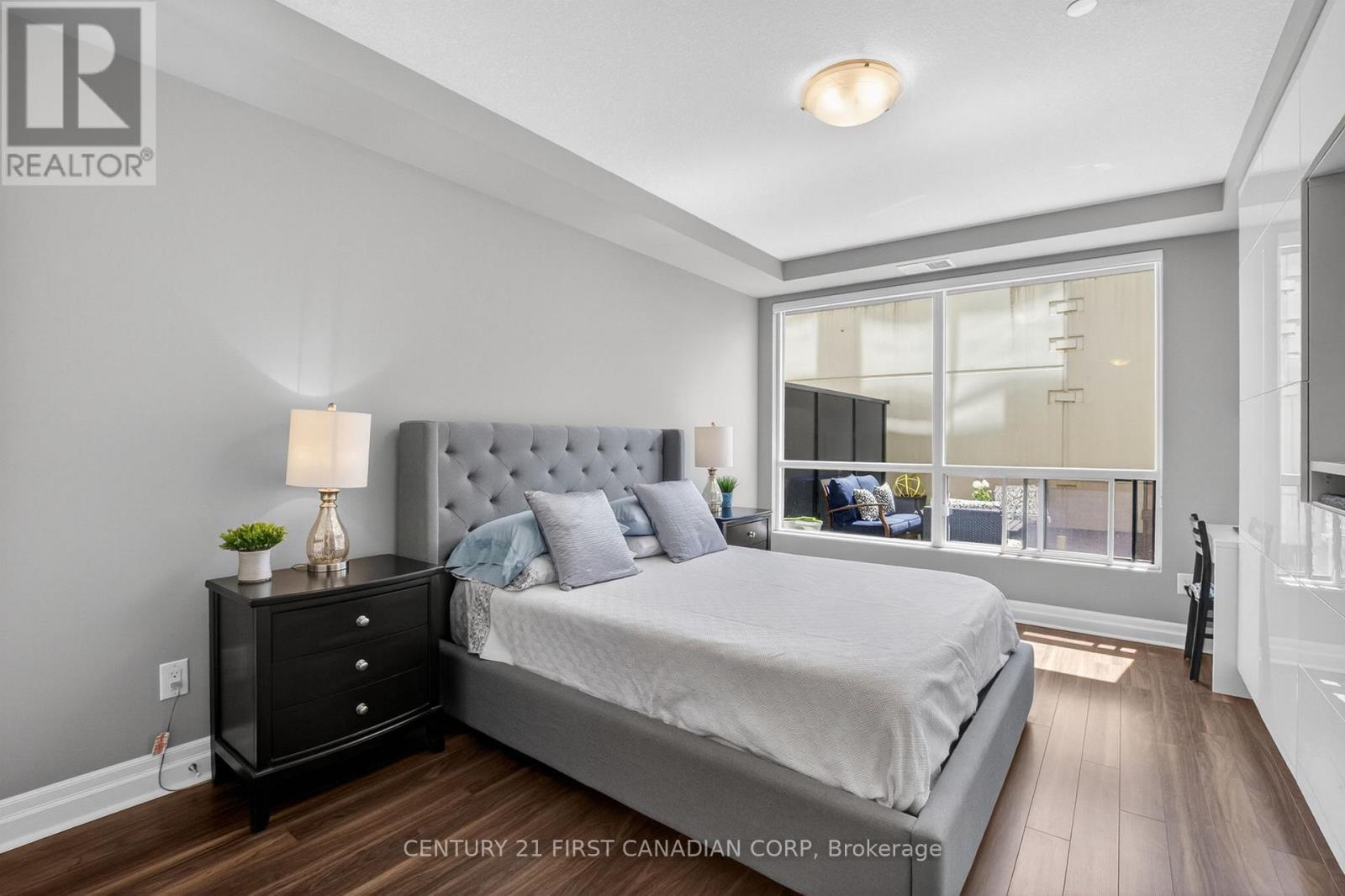 #208 260 VILLAGEWALK BOULEVARD - 15