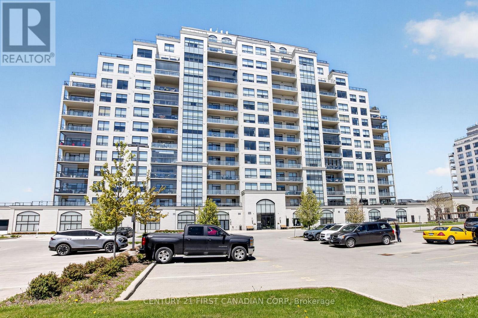 #208 260 VILLAGEWALK BOULEVARD - 4
