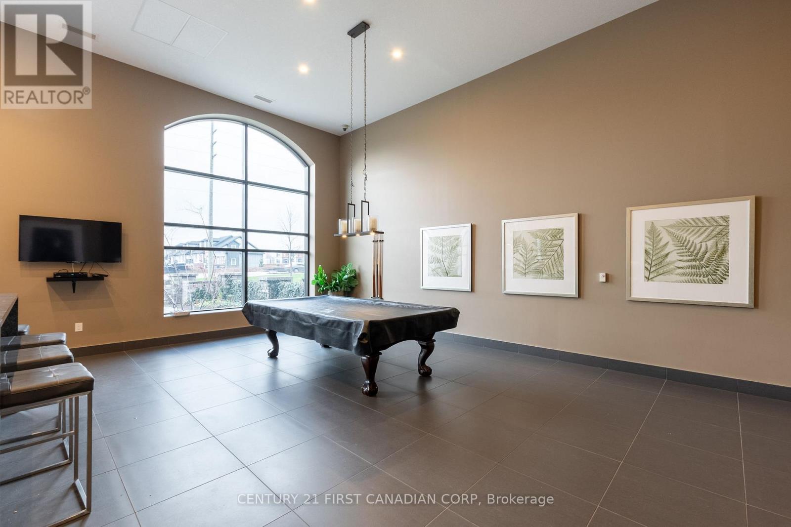 #208 260 VILLAGEWALK BOULEVARD - 43