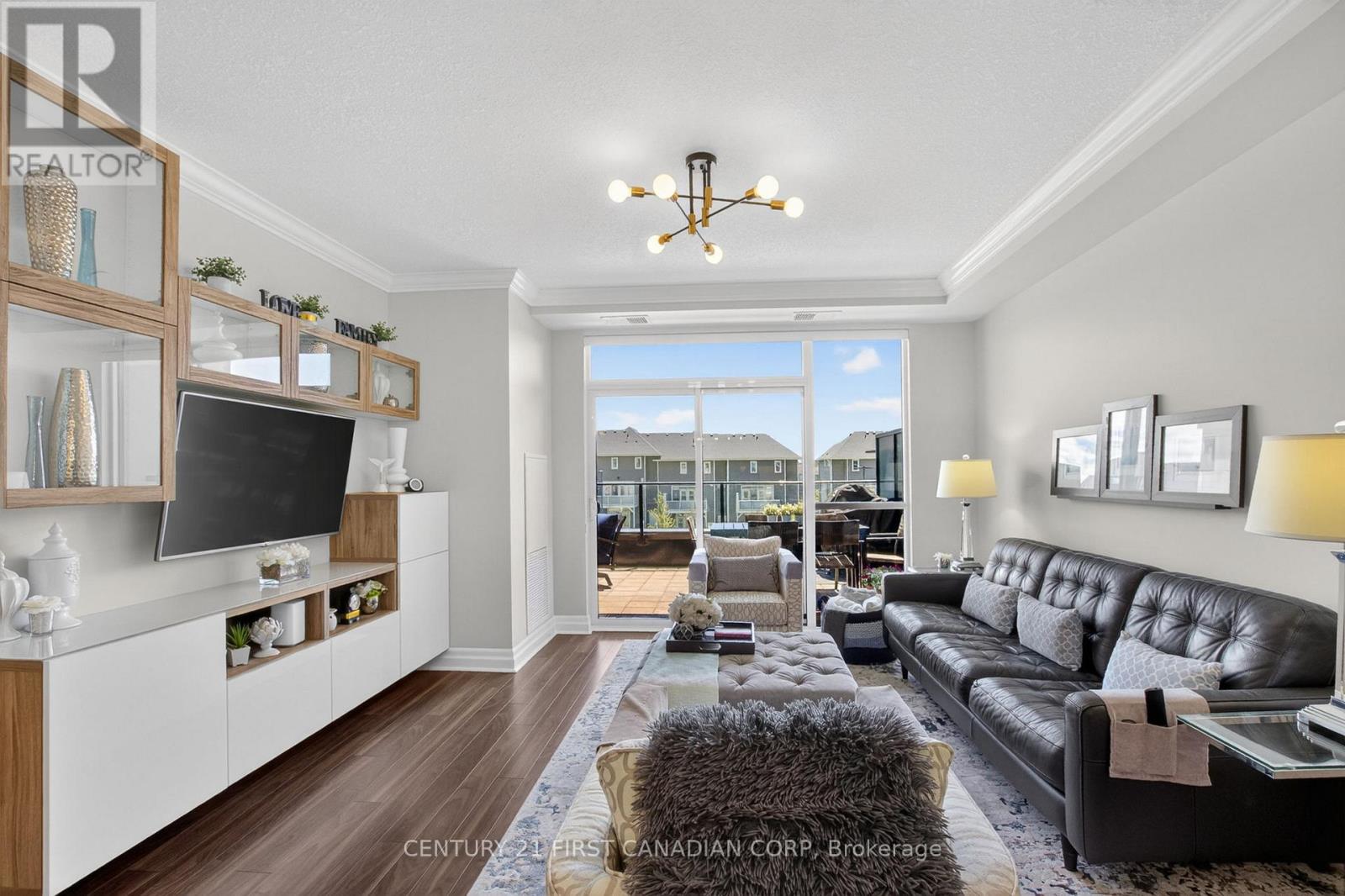 #208 260 VILLAGEWALK BOULEVARD - 7