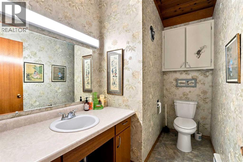 3514 Spruce Drive, Red Deer