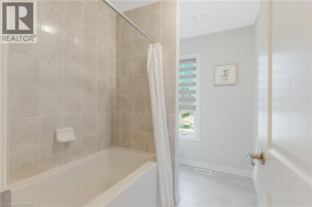 14 MARY WATSON Street - 23