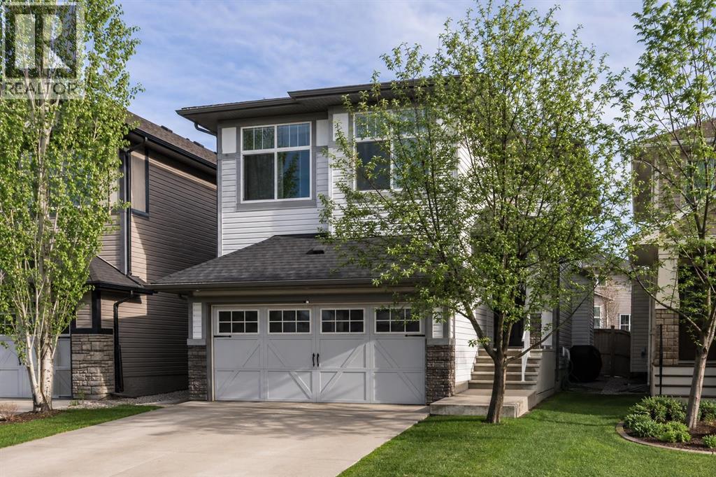 74 Hillcrest Street SW