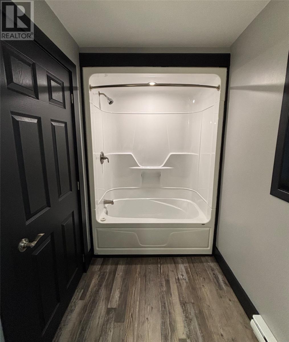 51 MacDonald Drive thumbnail 19