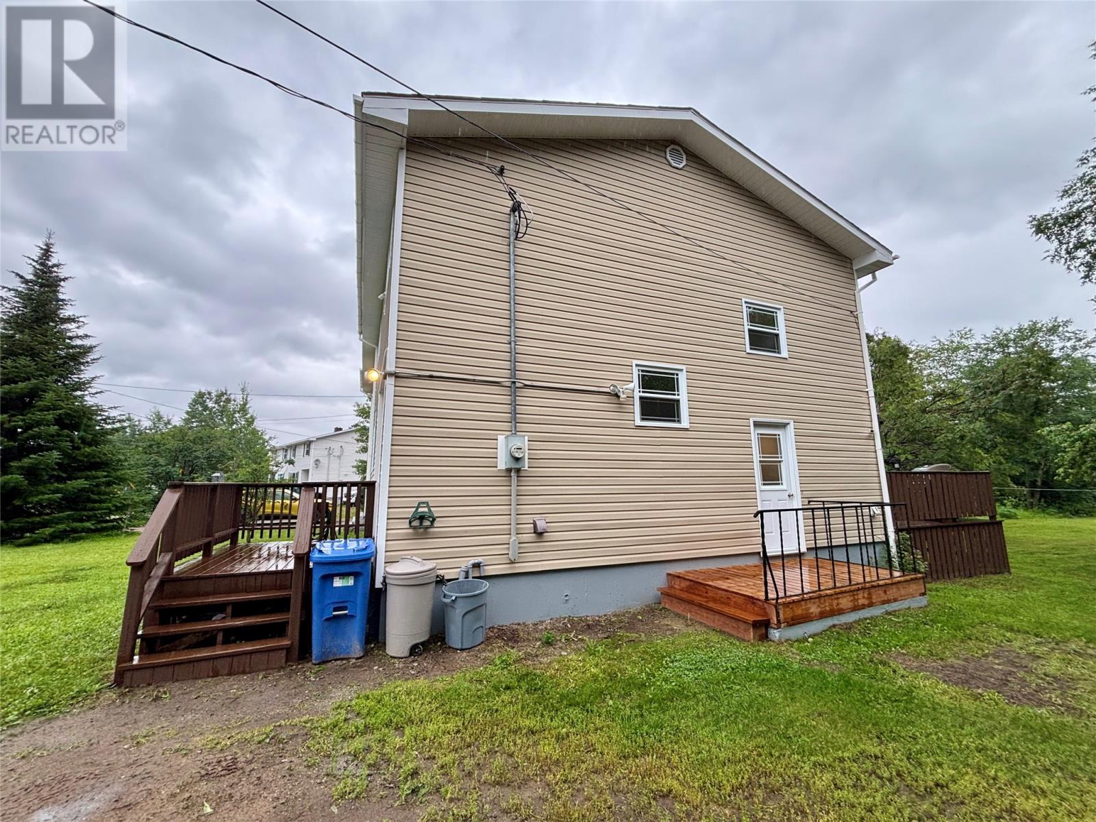 51 MacDonald Drive thumbnail 2