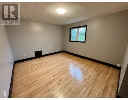 51 MacDonald Drive thumbnail 13