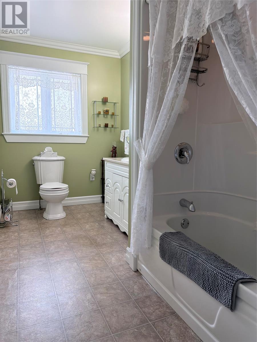 5 Elizabeth Avenue thumbnail 24