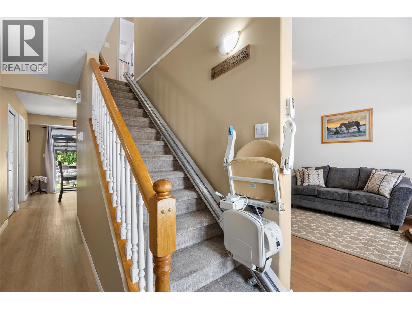 1180 Laroque Street - 11