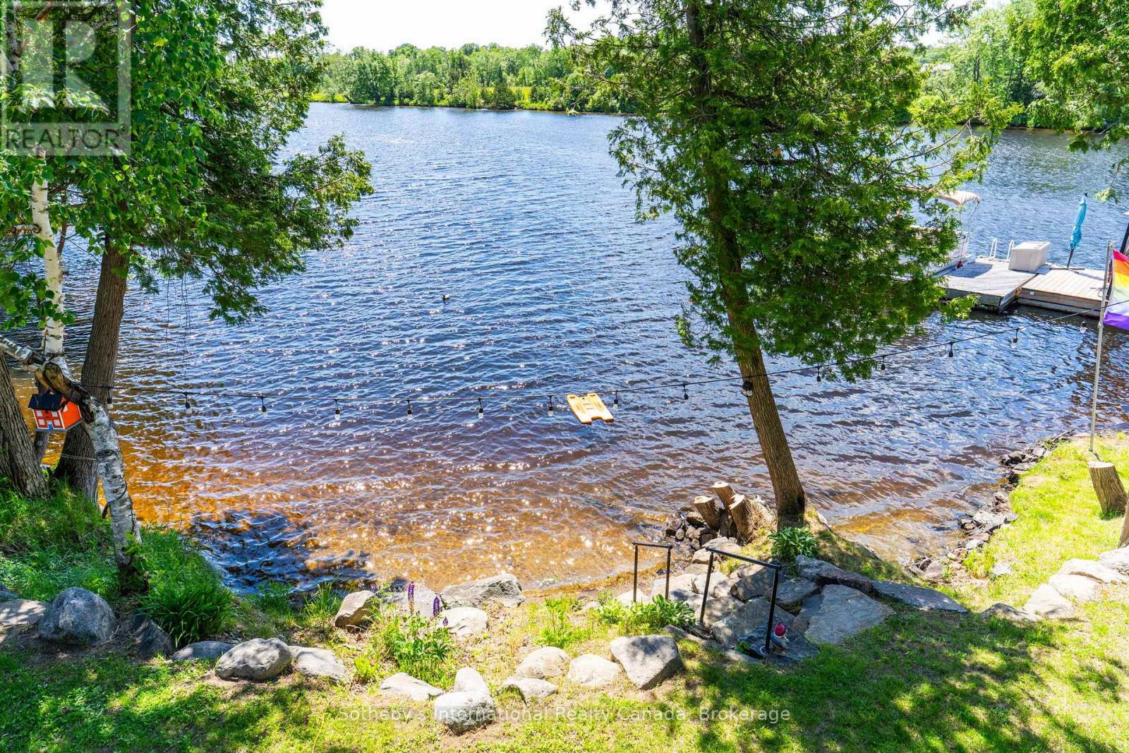 8 LAKEVIEW CRESCENT - Image 26