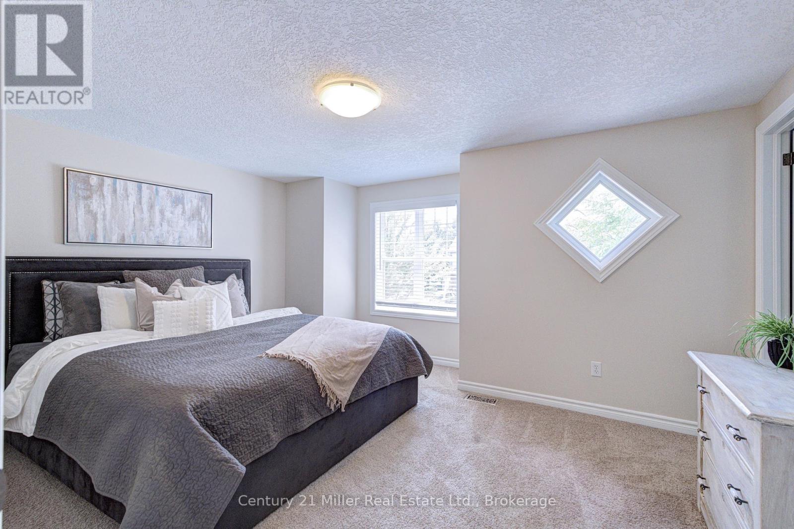 282 CARRINGTON DRIVE - 15