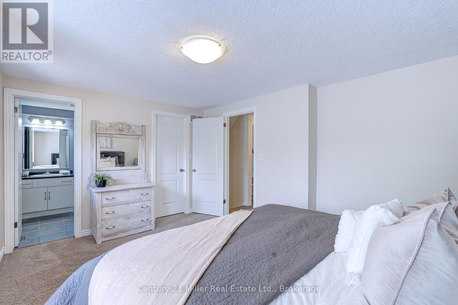 282 CARRINGTON DRIVE - 17