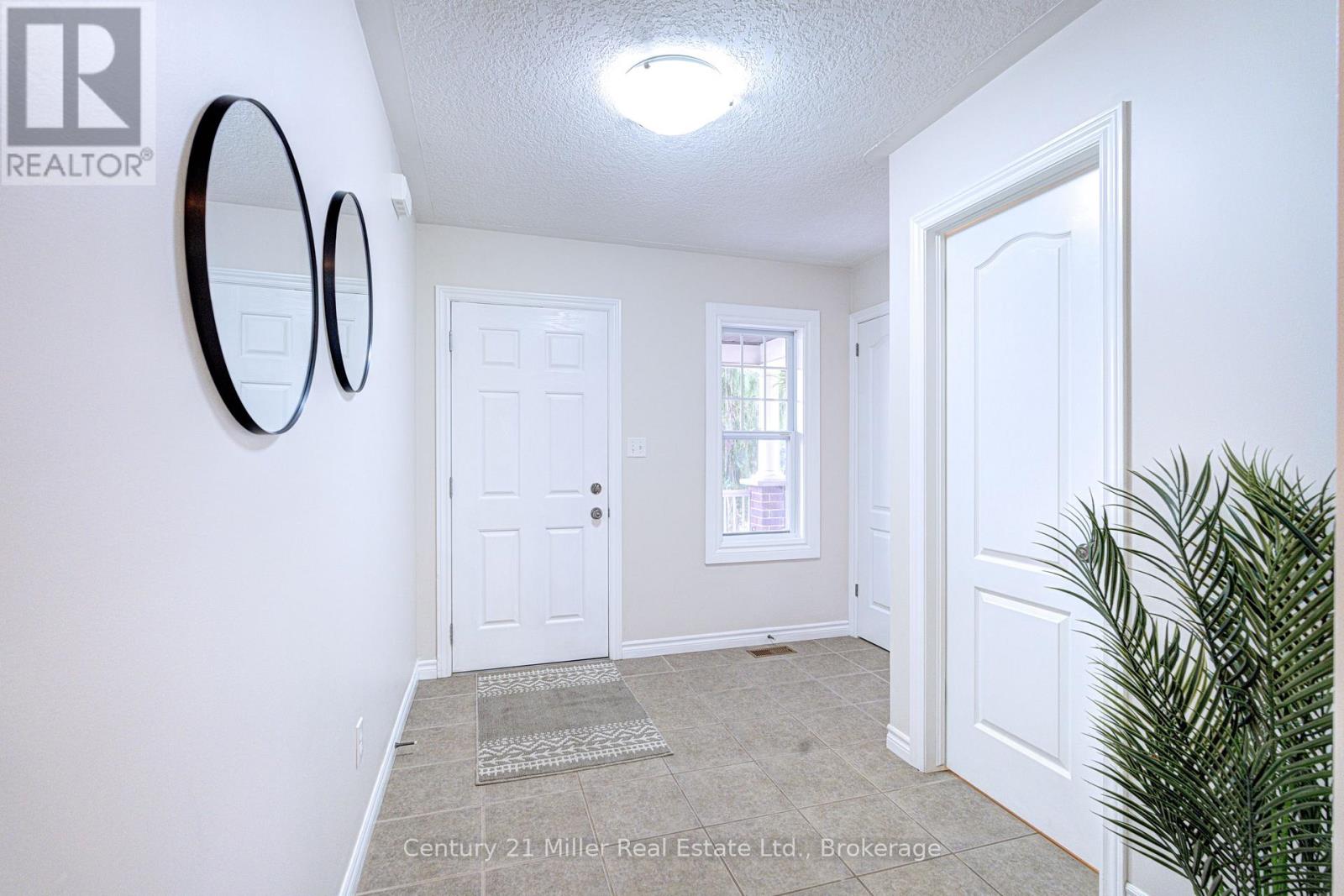 282 CARRINGTON DRIVE - 4