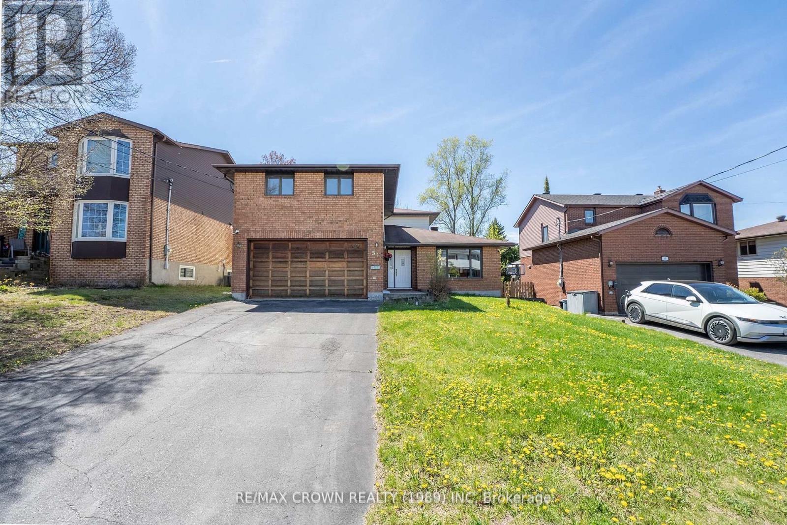 53 SABLE CRESCENT - 37