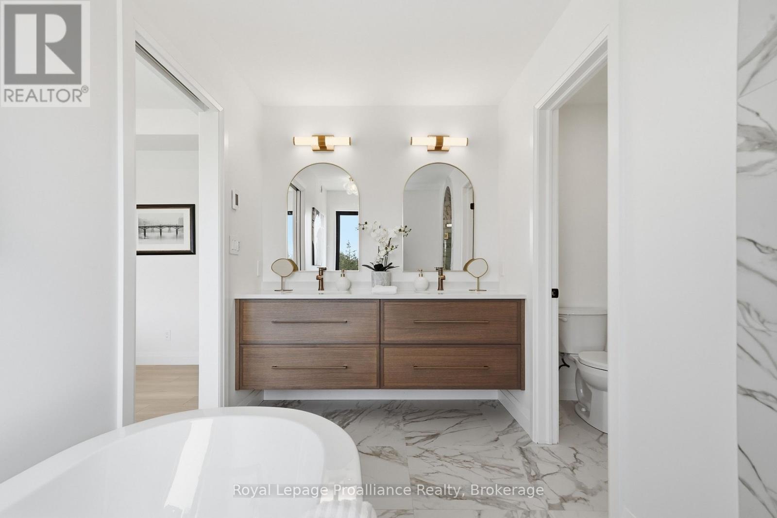 393 MICHAEL'S WAY - Image 27