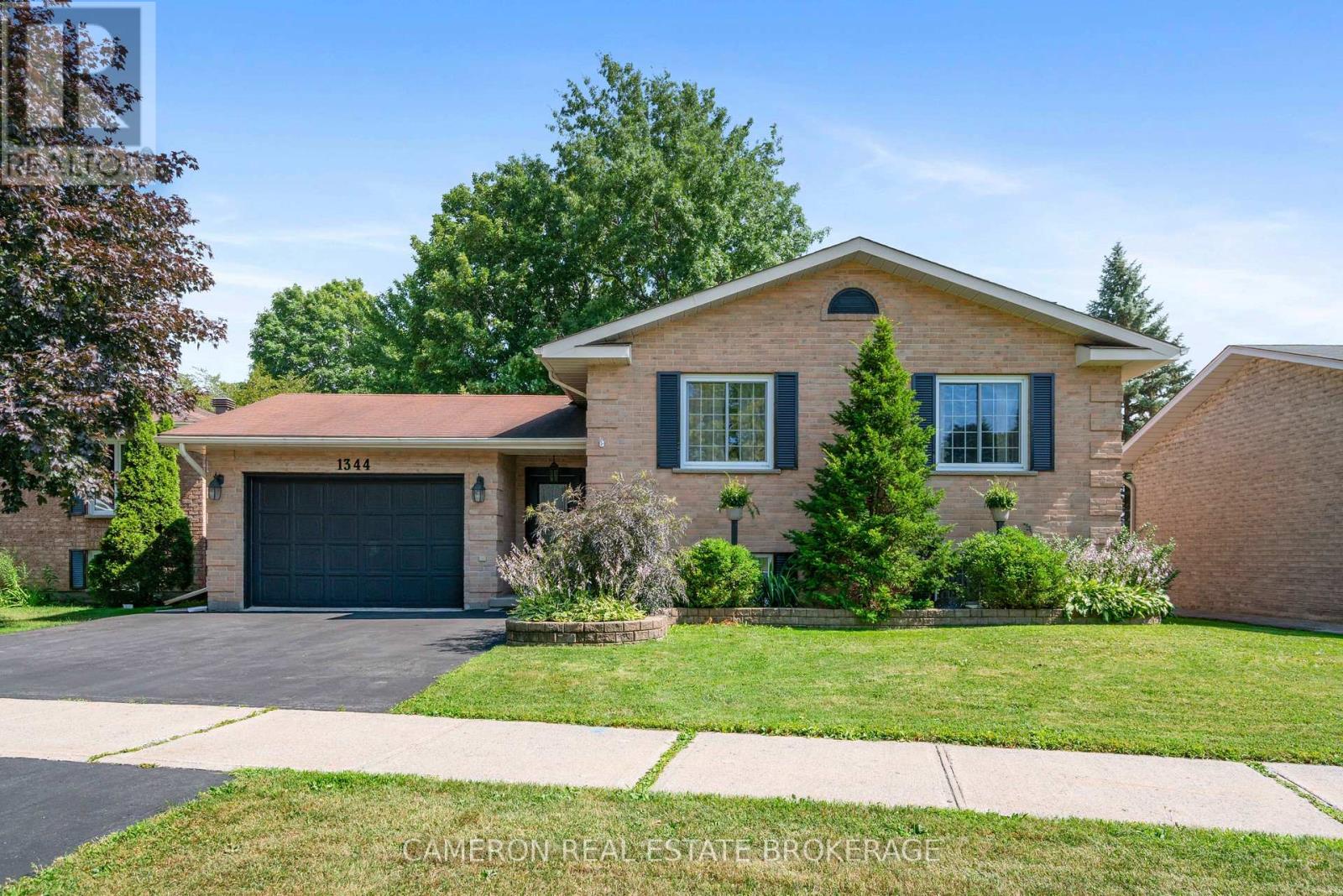 1344 STORMONT DRIVE - 1