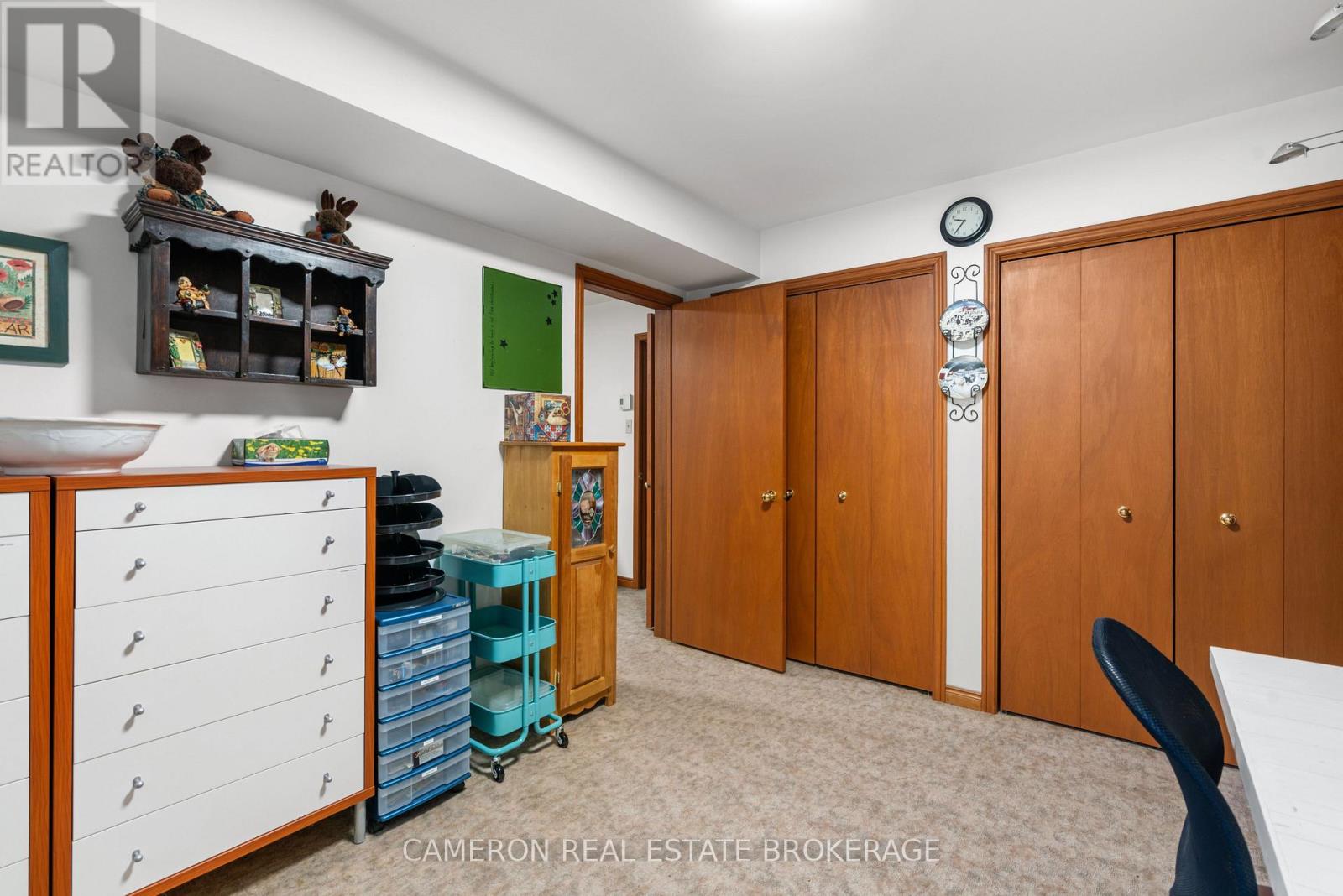 1344 STORMONT DRIVE - 27