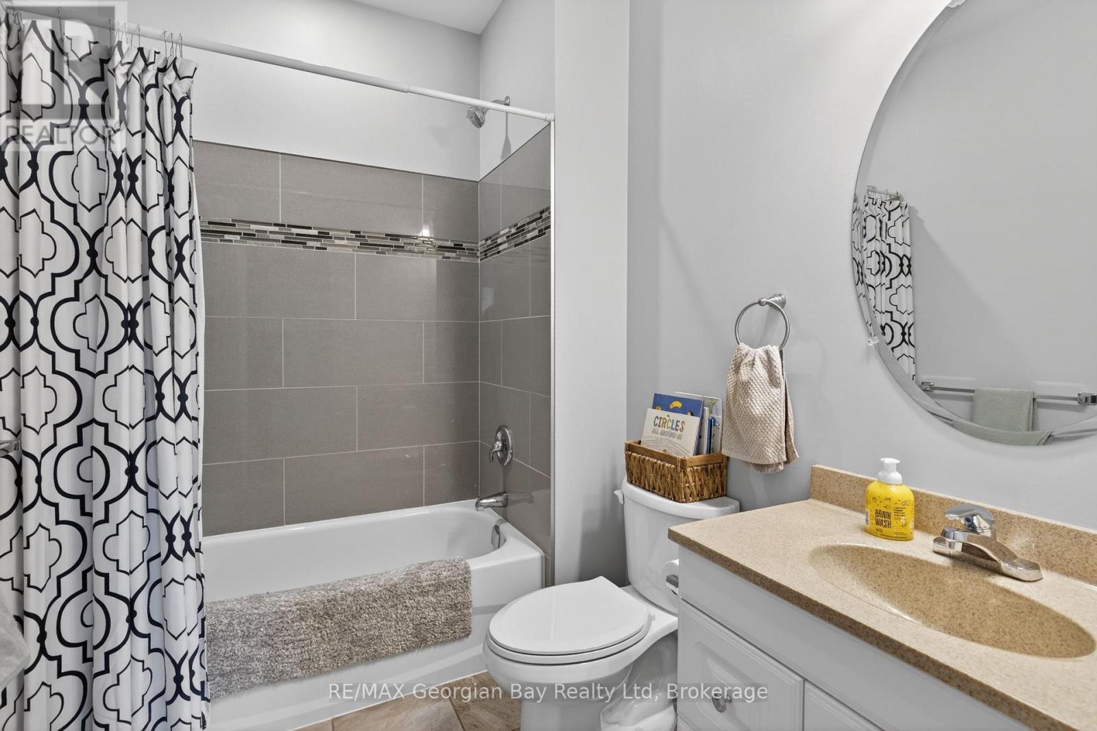 73 POLISH AVENUE - 12