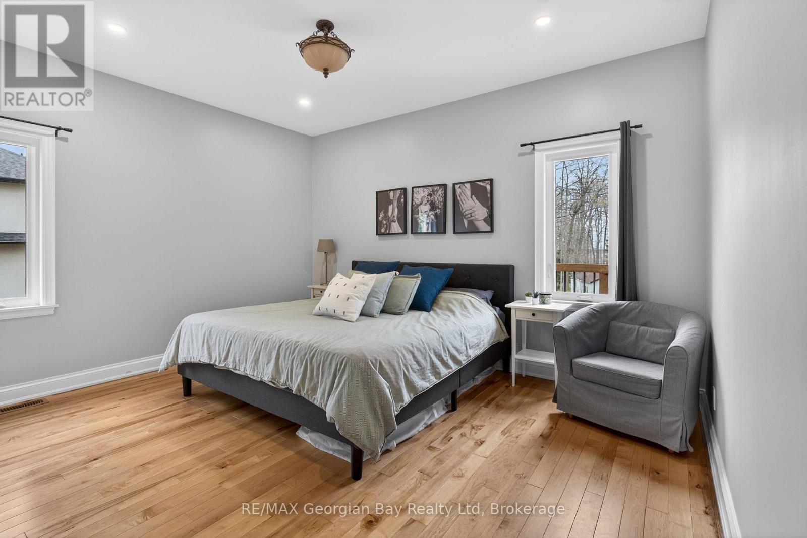 73 POLISH AVENUE - 13