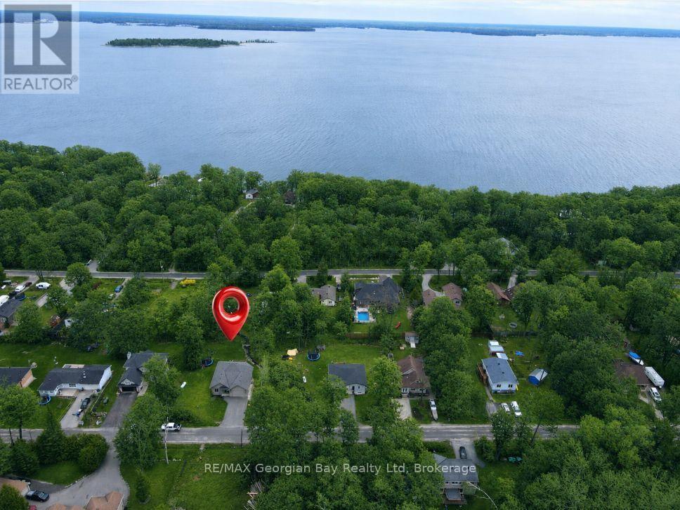 73 POLISH AVENUE - 39